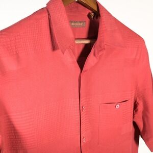 Tori Richard Mens Medium Red 100% Silk Textured Jacquard Short Sleeve Camp Shirt